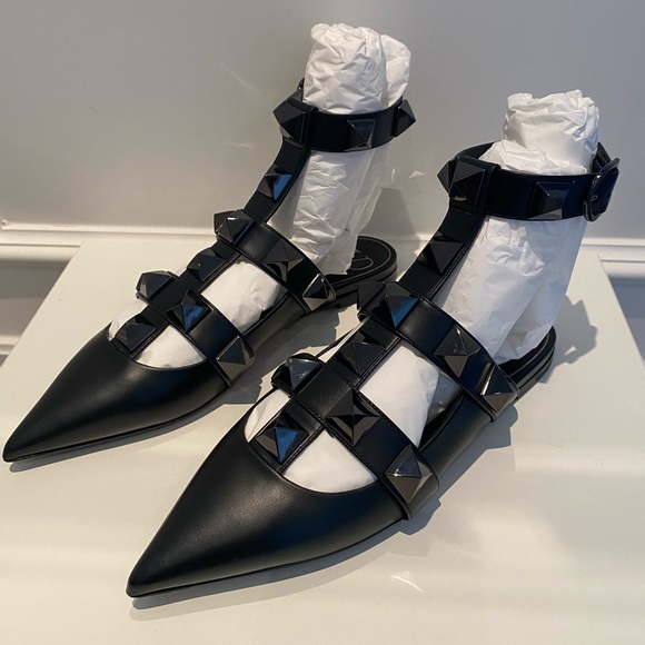 Brand new VALENTINO GARAVANI Roman Stud Leather Ankle-Strap Ballet Flats - Picture 3 of 13
